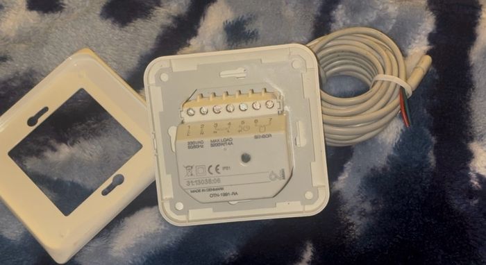 Underfloor Heating Thermostat