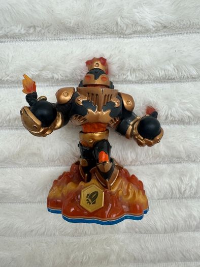 Skylanders Blast Zone Swap Force Magnetic Figure Activision Used Please look at the pictures