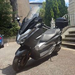 Honda Forza 300