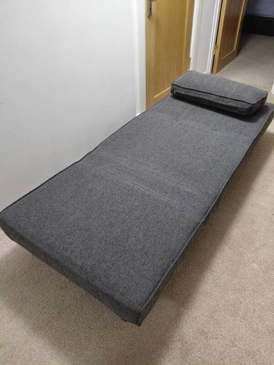 Single chair bed
