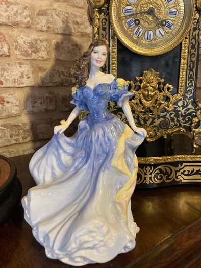 Royal Doulton figurine of the year "Rebecca"