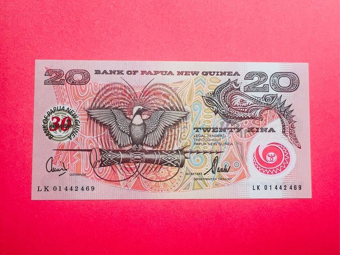 Papua New Guinea  20  Kina  2004  Commemorative Issue. Pick  27  Scarce . ( Uncirculated )