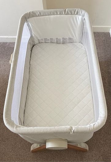Lua Bedside Crib Excellent Condition