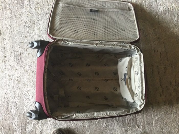 Luggage - Mid Size Olympia Travel Case. ( Reduced)