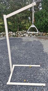 freestanding patient lifting pole