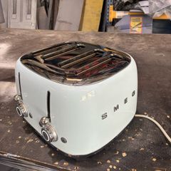 smeg toaster