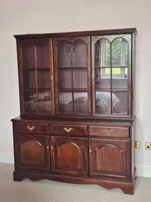 Display cabinet