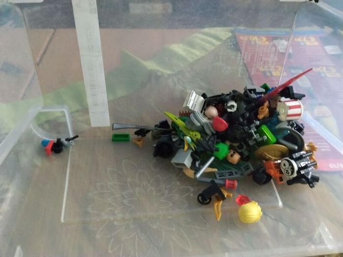 lego mini figures