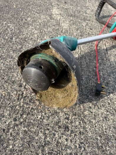 Bosch Electric Garden Strimmer