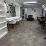 Beauty Salon Hairdresser Chair & Nail Station for Rent Dublin Image 2