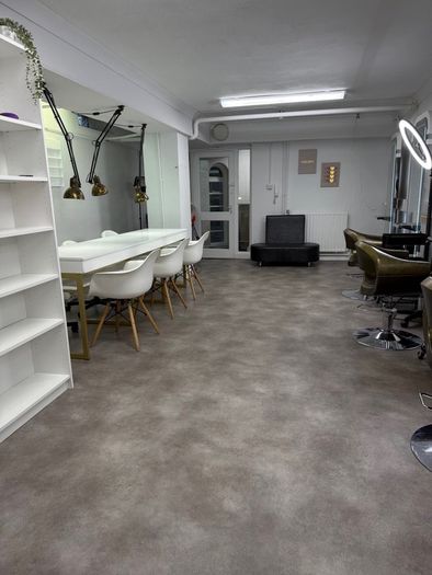 Beauty Salon Hairdresser Chair & Nail Station for Rent Dublin