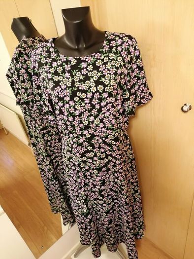 Women's Dress Nwot Size 16