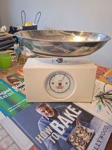 kitchen scales