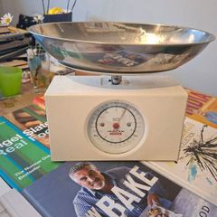 kitchen scales