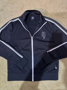 Yelir half zip