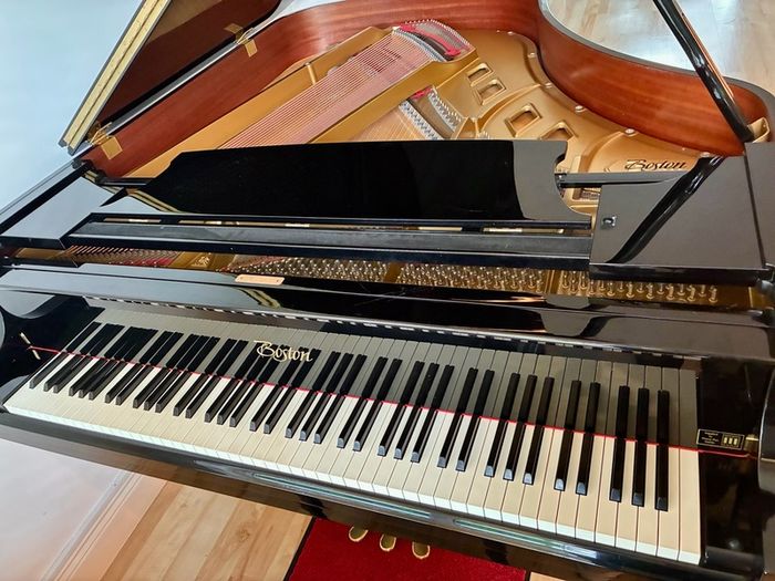 Steinway & Sons 178 Grand Piano