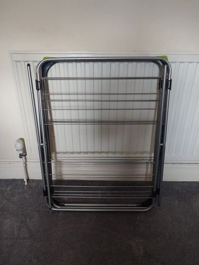 Clothes airer