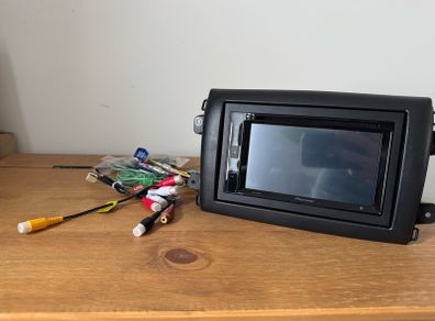 Pioneer car stereo AVH-A240-BT