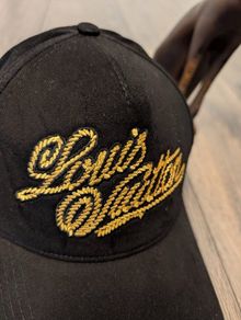 Louis V Cap