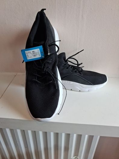 Black Mens Trainers