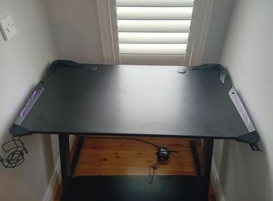 Gaming desk