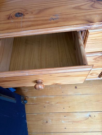 Free chest of drawers