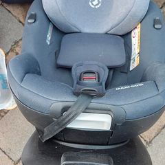 Maxi cosi 360 car seat is fix