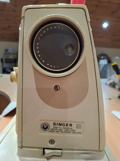 Singer Sewing Machine 514