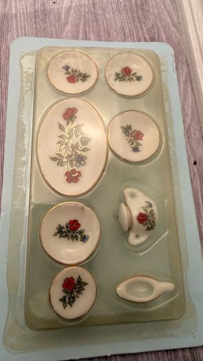 Dolls House Furniture china