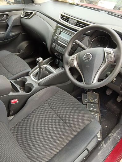 Breaking Nissan qashqai 2016