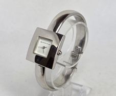Newbridge women's watch