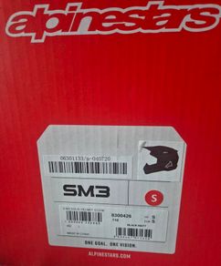 SM3  Solid Helmet Size Small Alpinestars.