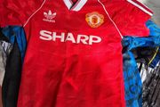 Retro Man Utd jersey