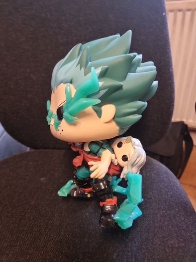 POP! My Hero Academia . 1010 . 10 inch  Infinite Deku with Eri Super Sized