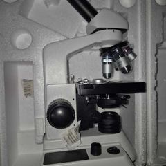 BRESSER Erudit DLX 40-600x Microscope
