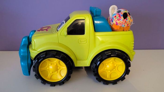 Monster truck car