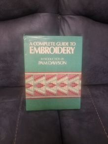 Complete Guide to Embroidery ("Golden Hands") (Hardcover)