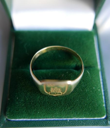 Vintage 9Ct Yellow Gold 375 Men's Clan Signet Crest Ring 2,52g size T