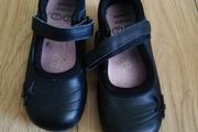 Girls shoes