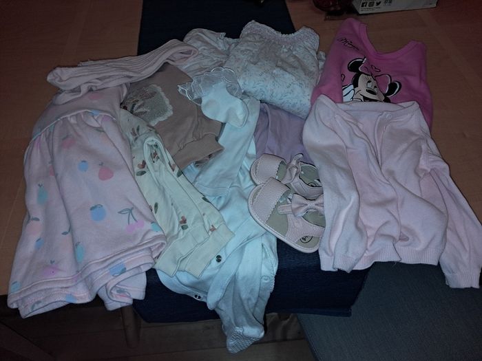 Baby clothes bundle 9-12 months