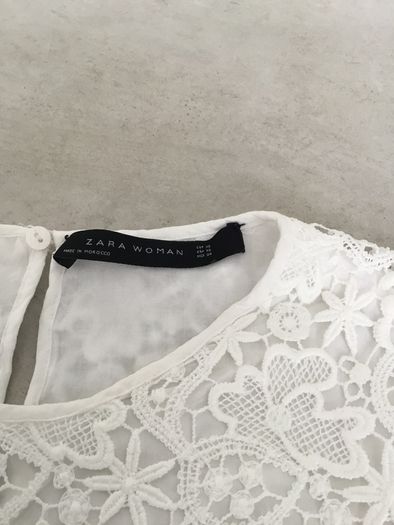 ladies Zara white lace top. Size XS/ 6-8