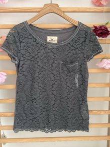 T-shirt Bnwt grey lace front hollister tshirt xsmall