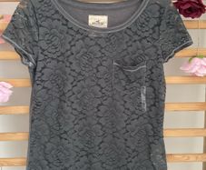 T-shirt Bnwt grey lace front hollister tshirt xsmall