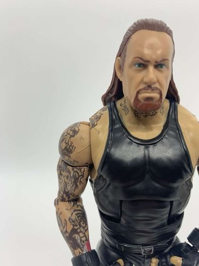wwe elite The Undertaker action figure