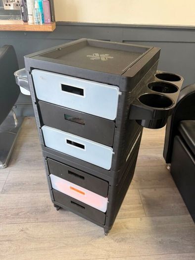 Hair Salon Equipment / Furniture
