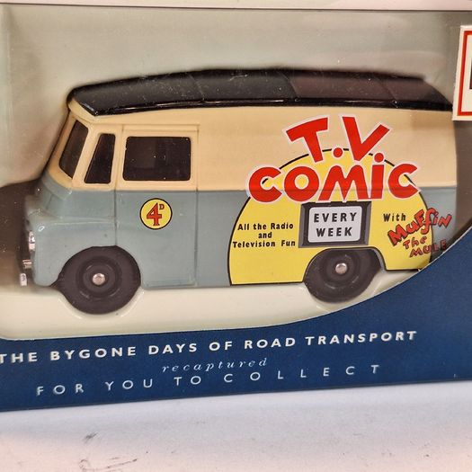 LLedo Diecast Model of Days Gone Morris LD150 Van TV Comic - 3846