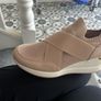 ladies footwear Image 3