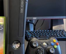 Xbox 360 250GB With Controller