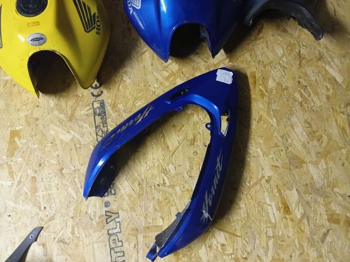 600 hornet 1999 /2004