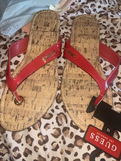 guess flip flops